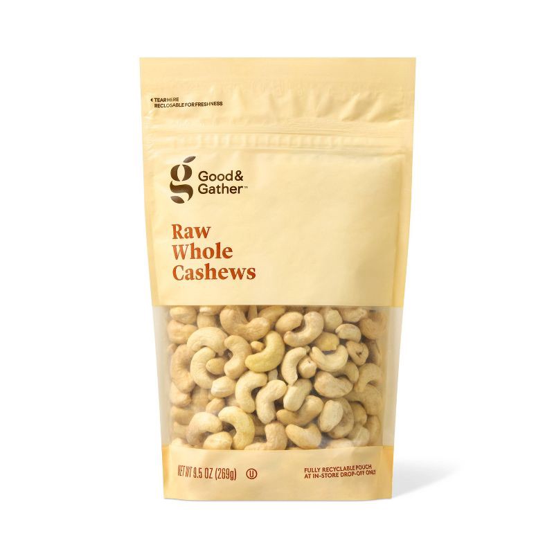 slide 1 of 3, Unsalted Raw Whole Cashews - 9.5oz - Good & Gather™, 9.5 oz