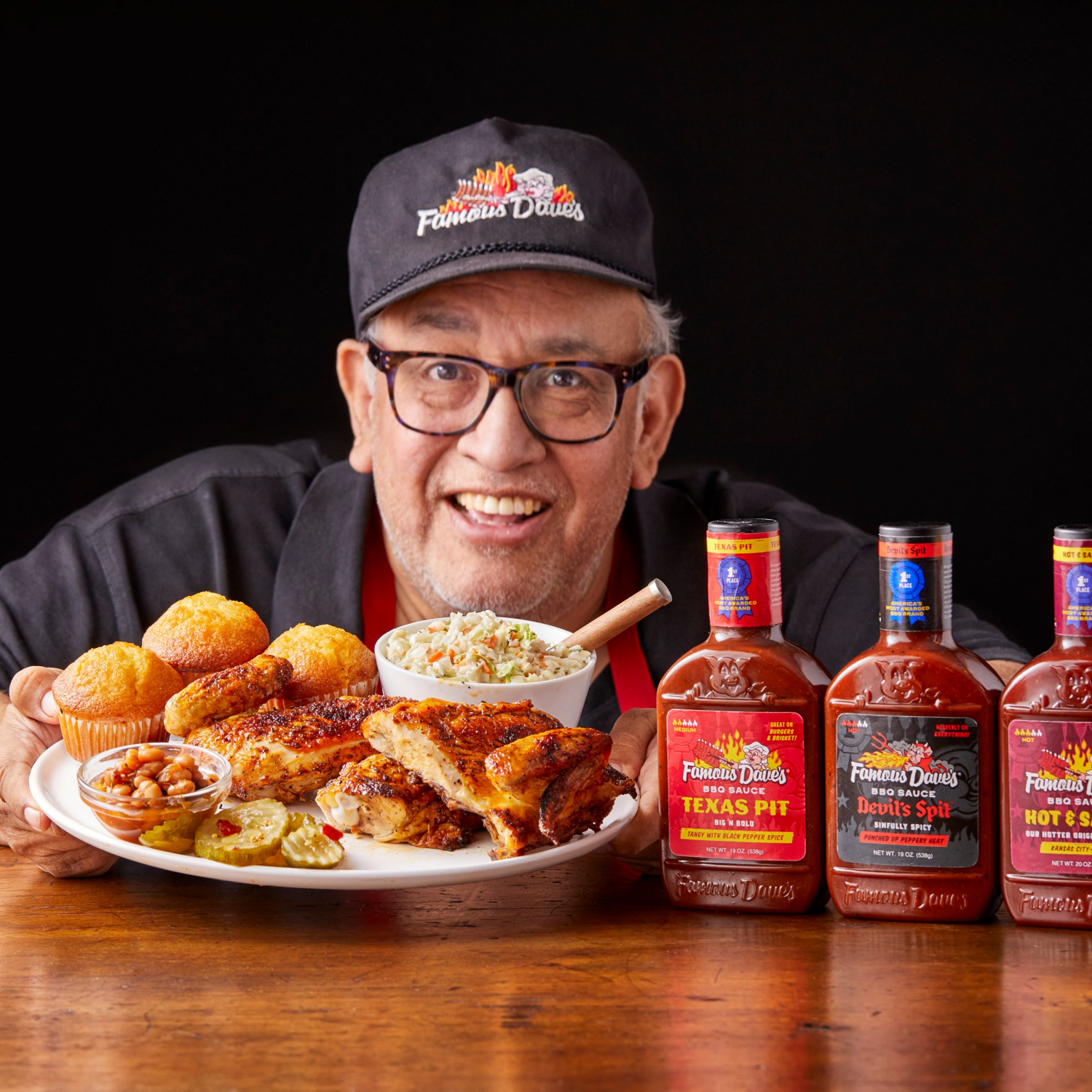 slide 2 of 4, Famous Dave's Hot Devil's Spit BBQ Sauce 19 oz, 19 oz