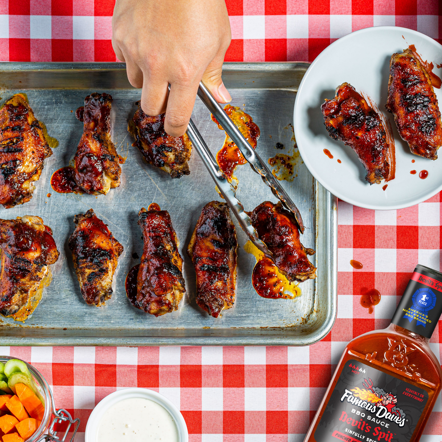 slide 4 of 4, Famous Dave's Hot Devil's Spit BBQ Sauce 19 oz, 19 oz