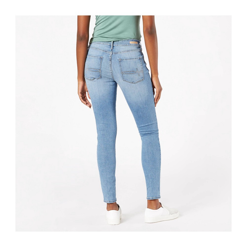 slide 2 of 3, DENIZEN from Levi's Women's Mid-Rise Skinny Jeans - Daybreak 12 Short, 1 ct