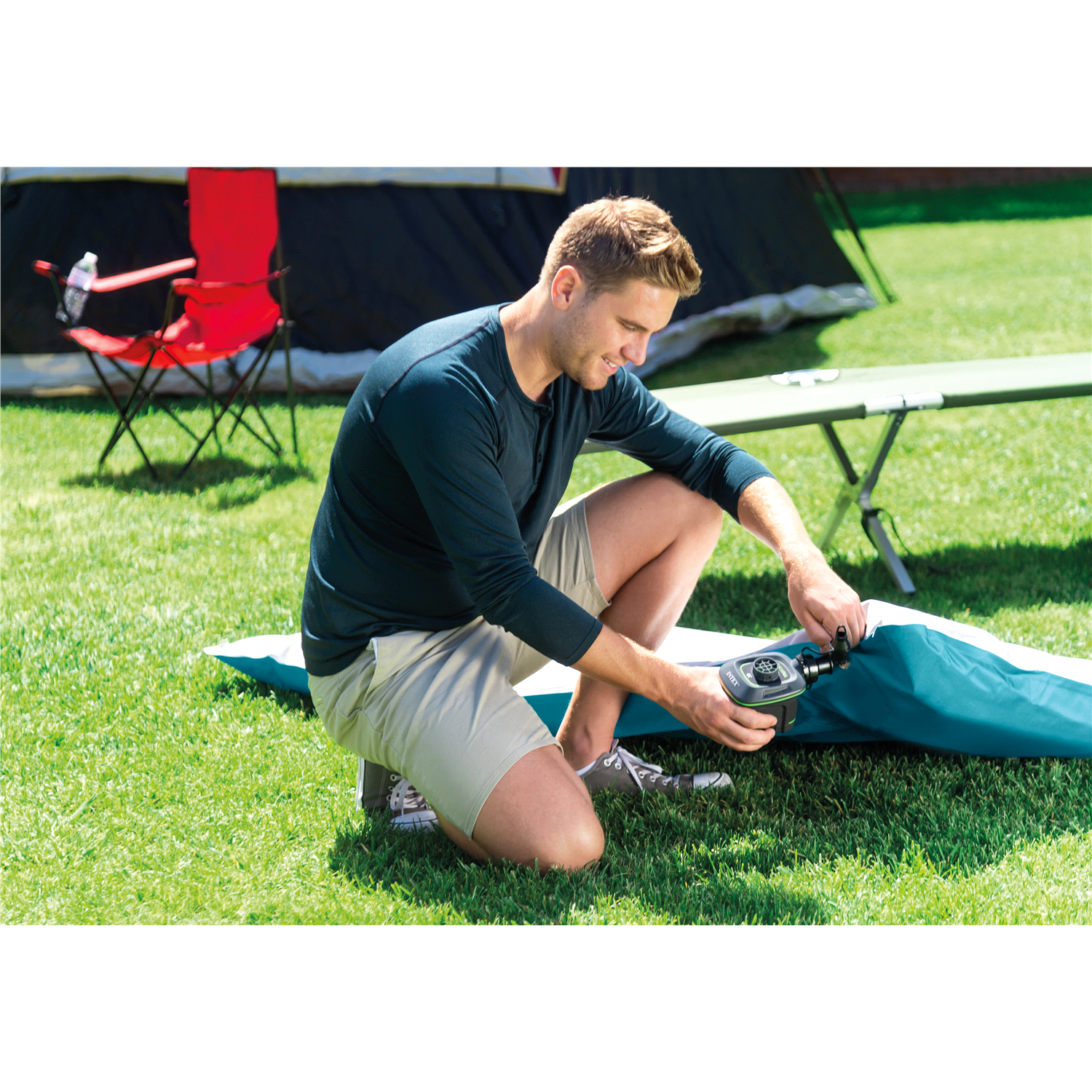 slide 2 of 3, Intex Quick-Fill Battery pump, 1 ct