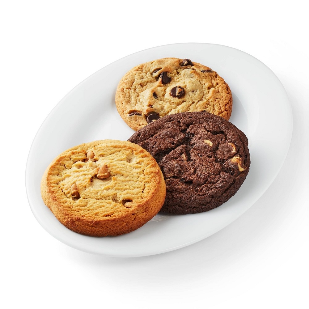 slide 2 of 3, Variety Pack Cookies - 22.4oz/16ct - Favorite Day, 22.4 oz, 16 ct