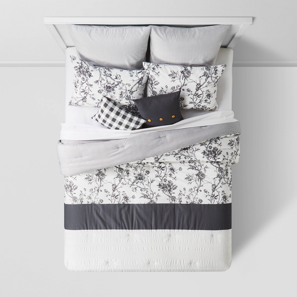 slide 5 of 5, Queen 8pc Brookton Reversible Farmhouse Floral Comforter Set Charcoal - Threshold, 1 ct