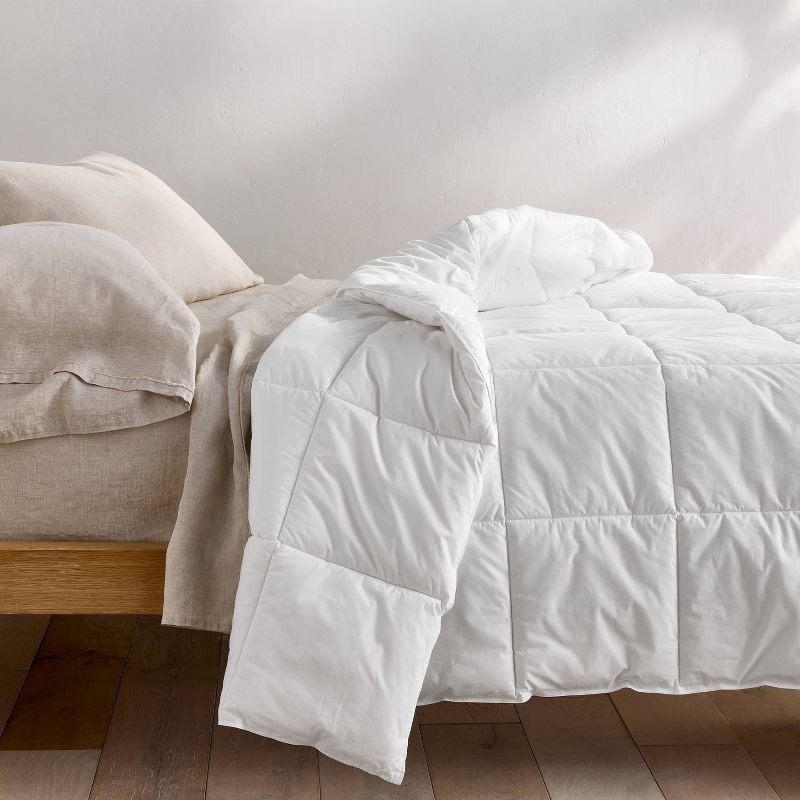 slide 7 of 7, Full/Queen Light Weight Premium Down Alternative Comforter - Casaluna™: Hypoallergenic, 250 Thread Count, Percale Weave, 1 ct