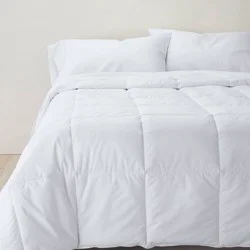 King Light Weight Premium Down Alternative Comforter - Casaluna™: Hypoallergenic, 250 Thread Count, Percale Weave