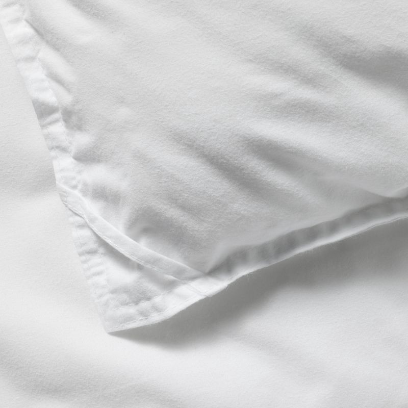 slide 3 of 7, Full/Queen All Season Premium Down Alternative Comforter - Casaluna™: Hypoallergenic, 250 Thread Count, Percale Weave, 1 ct
