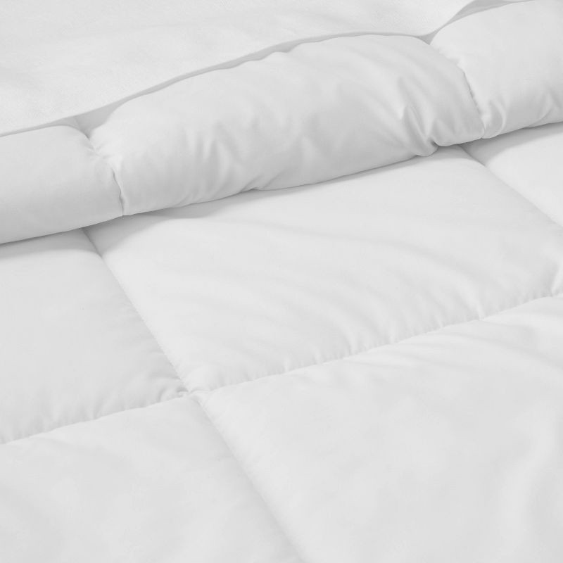 slide 5 of 7, Full/Queen All Season Premium Down Alternative Comforter - Casaluna™: Hypoallergenic, 250 Thread Count, Percale Weave, 1 ct
