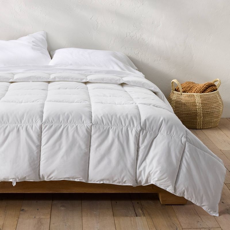 slide 1 of 7, Full/Queen Ultra Weight Premium Down Alternative Comforter - Casaluna™: Hypoallergenic, 250 Thread Count, Percale Weave, 1 ct