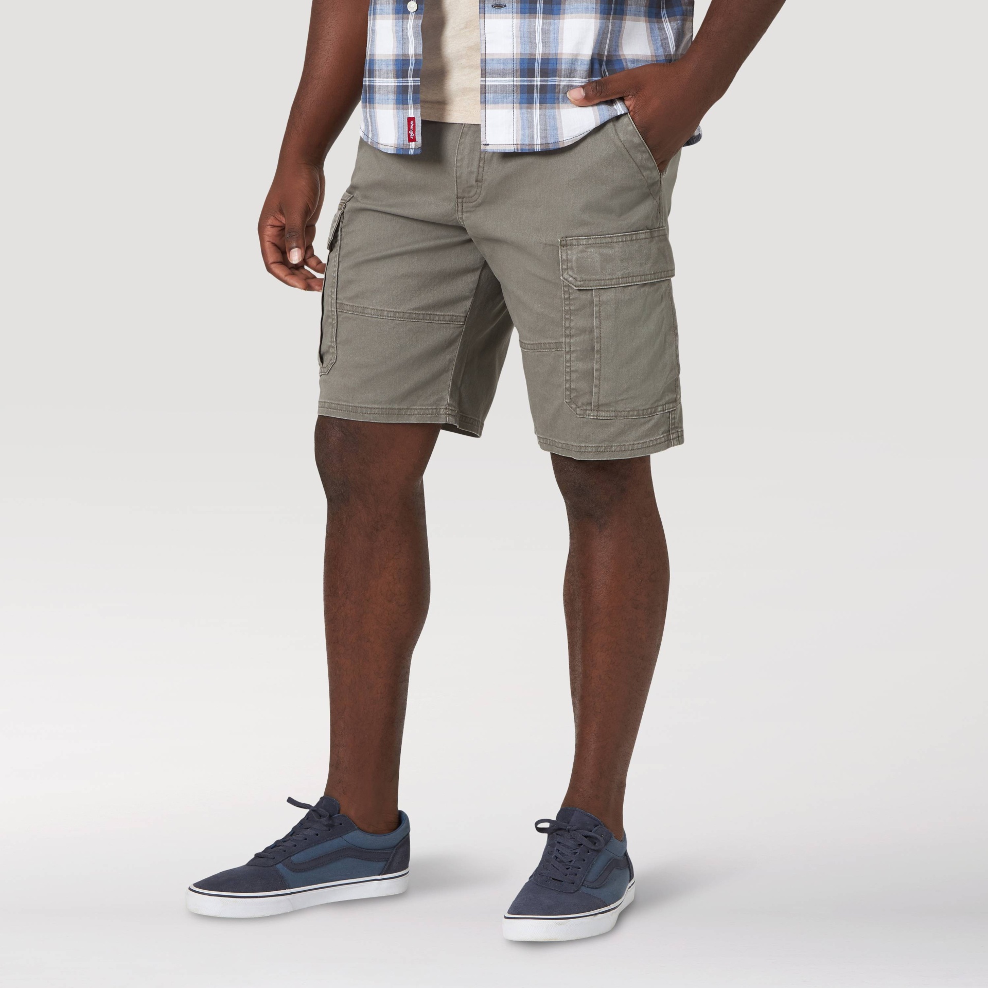 Wrangler loose fit cheap cargo shorts