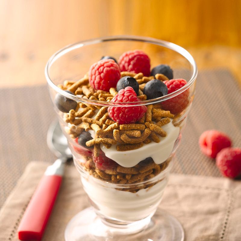 slide 3 of 10, Fiber One Original Bran Breakfast Cereal 19.6oz - General Mills, 19.6 oz