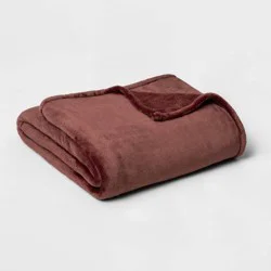 King Microplush Bed Blanket Berry - Threshold™: Solid Midweight, Modern Style, Double-Turned Hems, 92"x108"