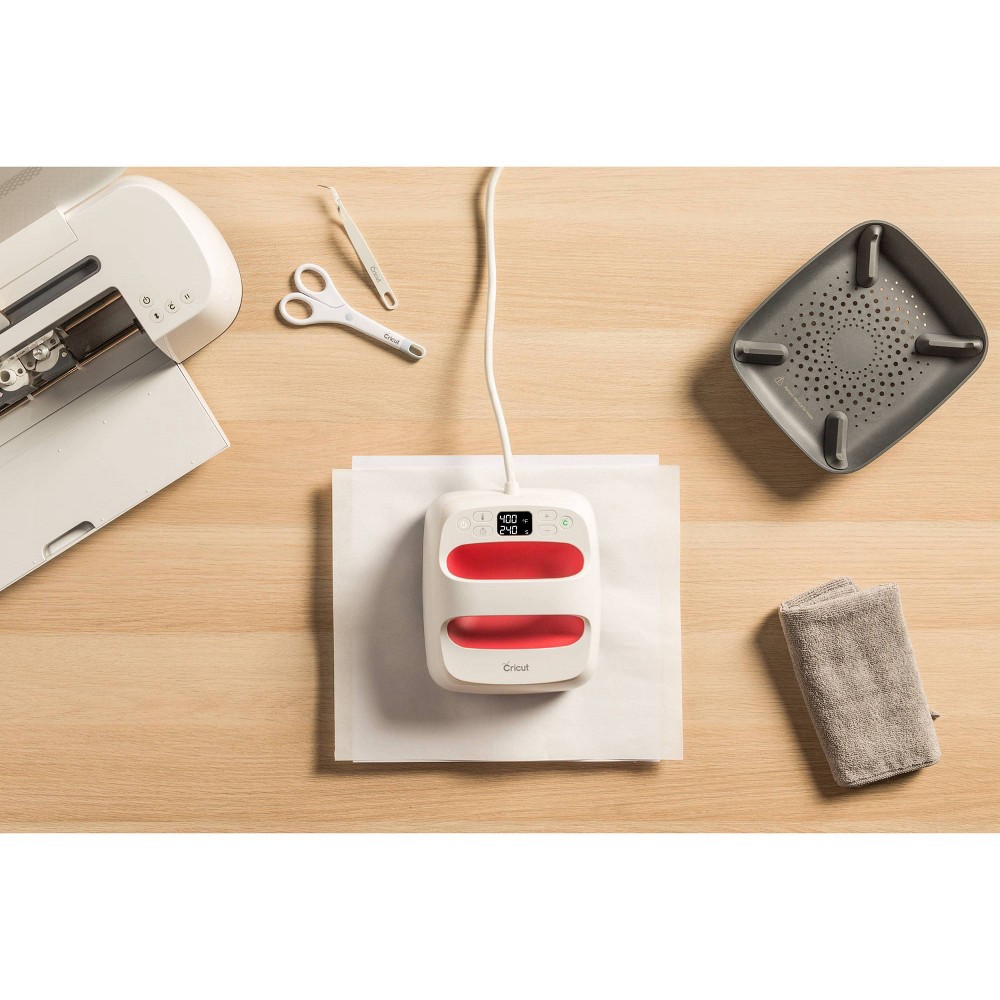 slide 4 of 10, Cricut Round Ceramic Blank Coaster Set - 4pk, 4 ct