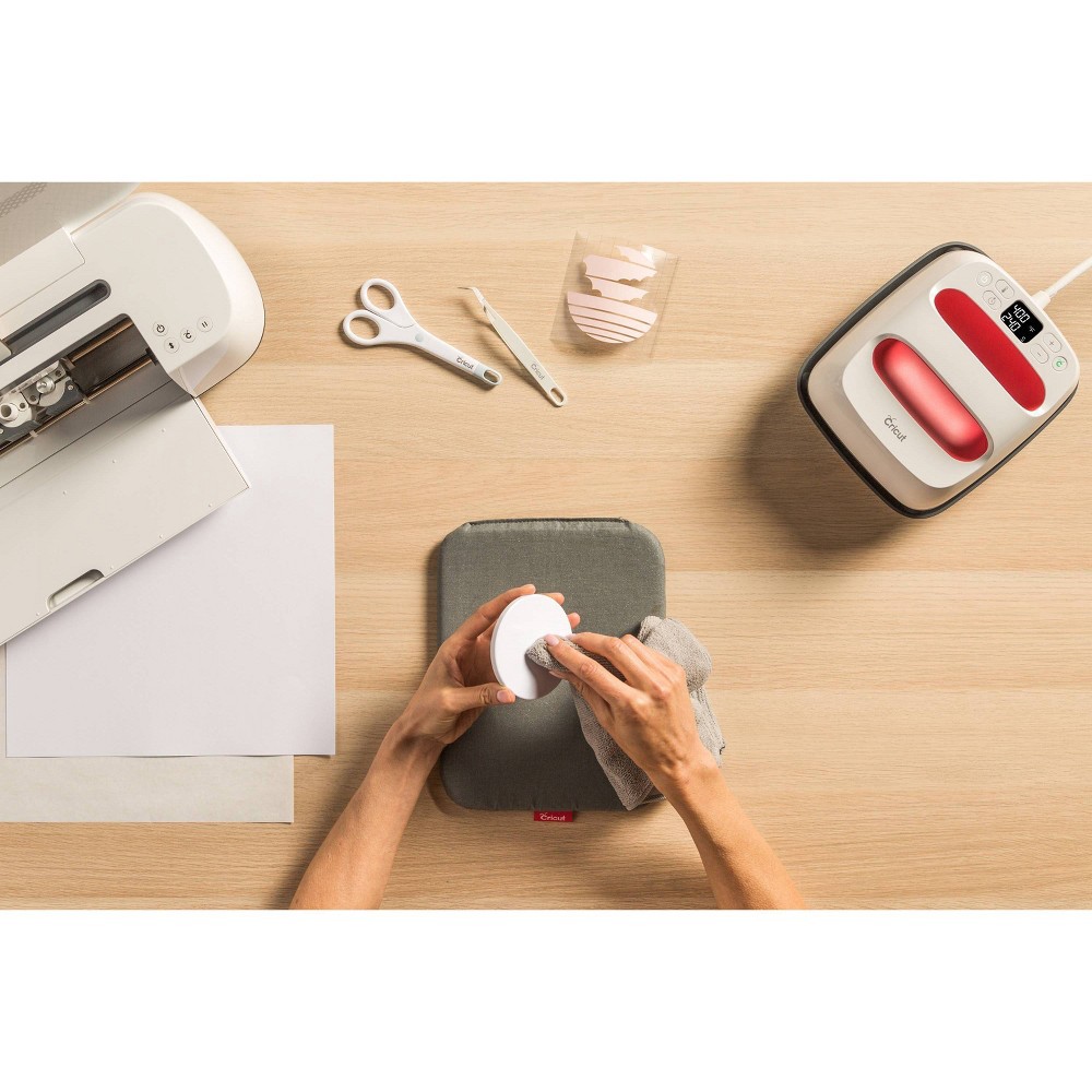 slide 6 of 10, Cricut Round Ceramic Blank Coaster Set - 4pk, 4 ct