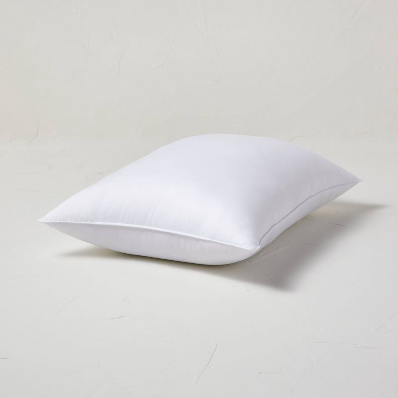 Standard/Queen Machine Washable Firm Down Alternative Pillow Casaluna