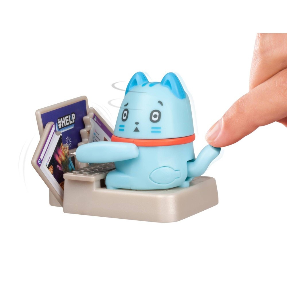 slide 2 of 17, Oh My Gif Oh! My Gif Gifbit Figurine, 1 ct