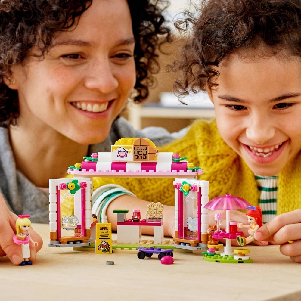 slide 6 of 7, LEGO Friends Heartlake City Park Café Playset with Mia and Stephanie 41426, 1 ct