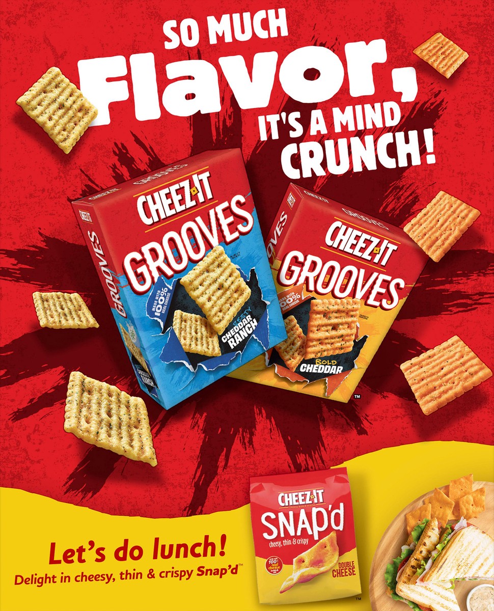 slide 6 of 8, Cheez-It White Cheddar Cheese Crackers, 1 ct