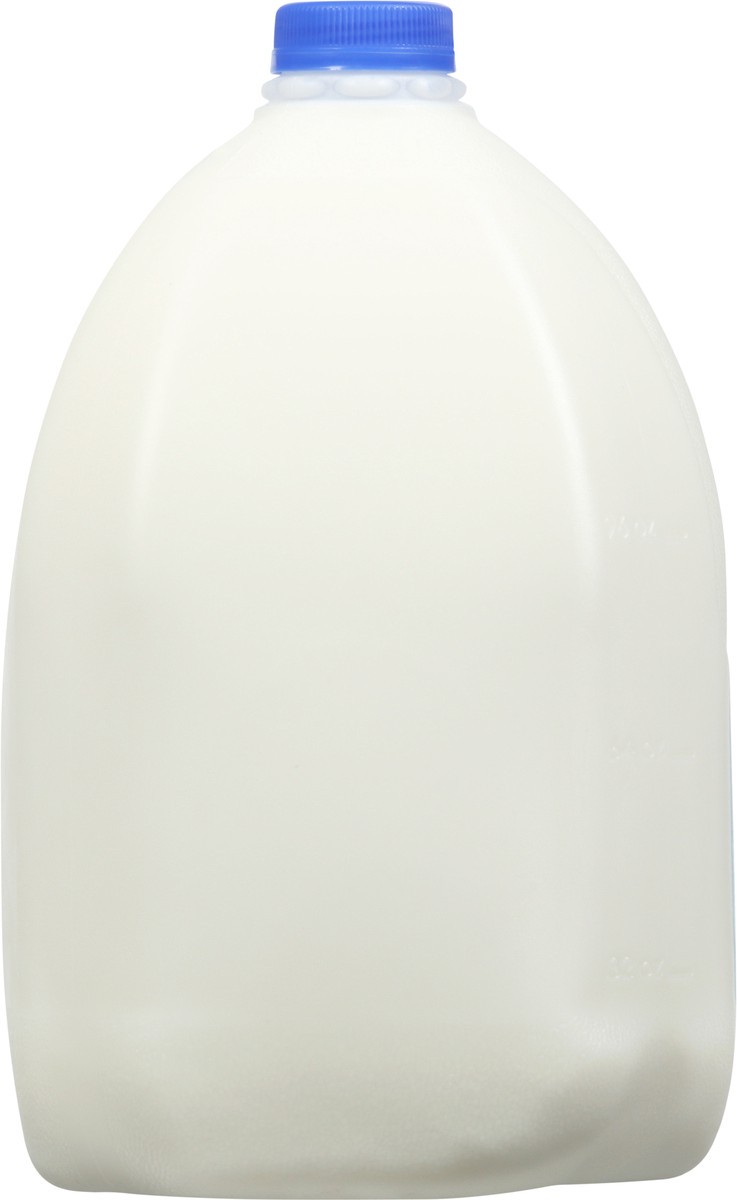 slide 2 of 9, Highland Crest 2% Milk Fat Reduced Fat Milk - 1 gal, 1 gal