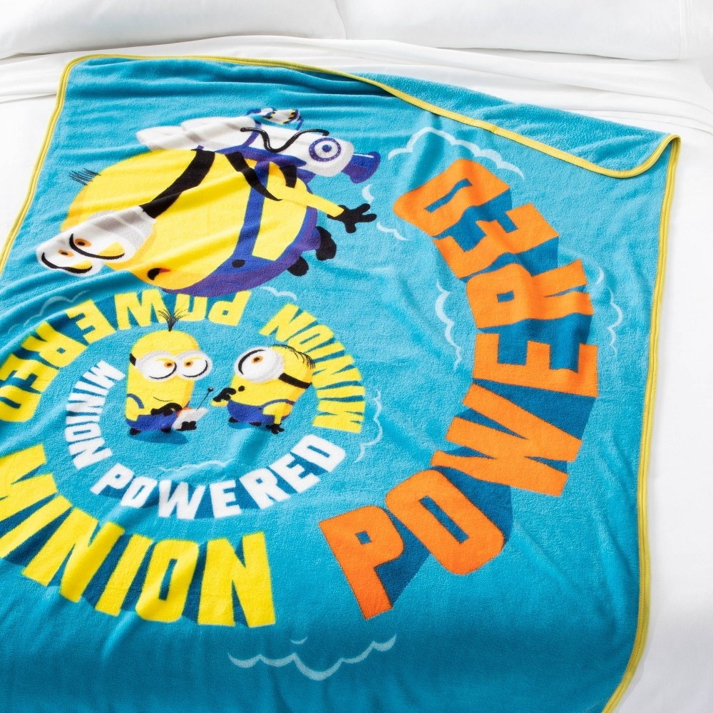 slide 2 of 2, Minions The Rise of Gru Throw Blanket, 1 ct
