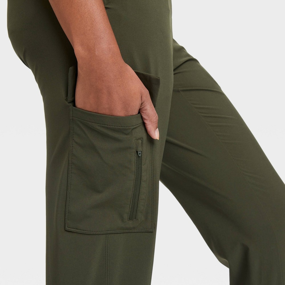Women's Stretch Woven Wide Leg Cargo Pants - All in Motion Olive L 1 ct