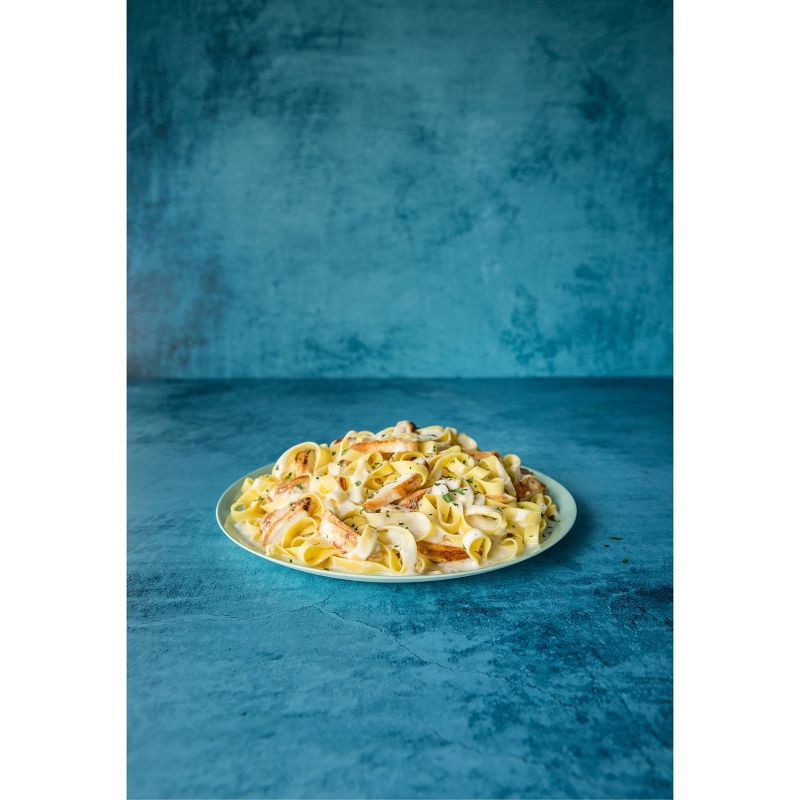 slide 3 of 3, Rana Signature Meal Kit Grilled White Chicken Fettuccine with Alfredo Sauce - 39oz, 39 oz