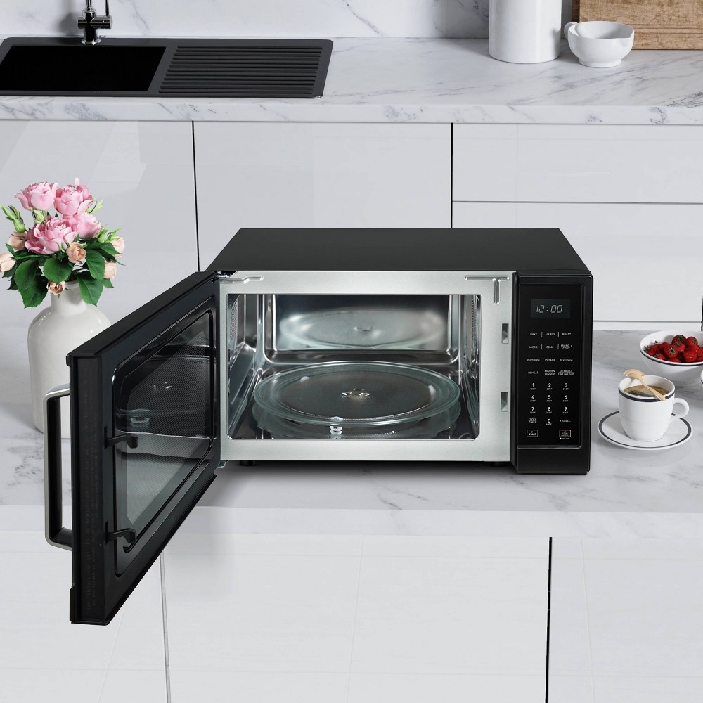 Calphalon 1.3 cu ft 1000W Air Fry Microwave Oven - MicrowaveZest