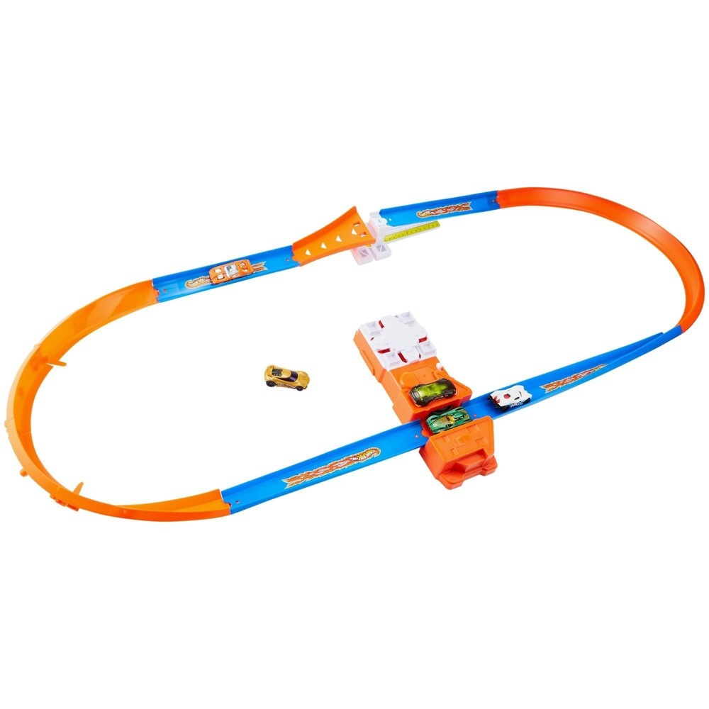 slide 6 of 6, Hot Wheels Flying Customs Hot Curves Super Jump Trackset, 1 ct