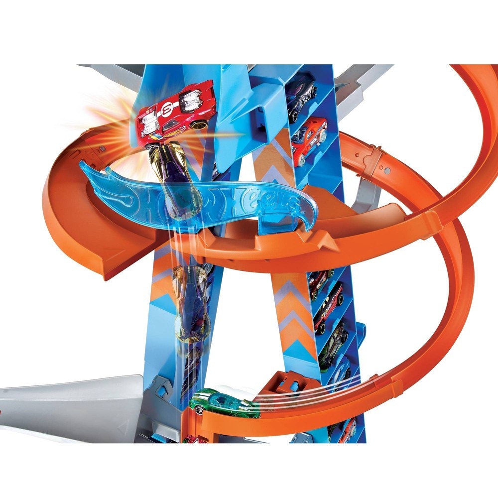 slide 4 of 6, Hot Wheels Sky Crash Tower Trackset, 1 ct