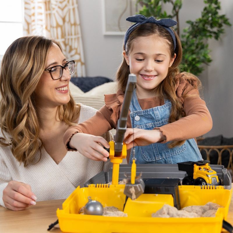 slide 7 of 16, Kinetic Sand Construction Site Kit, 1 ct