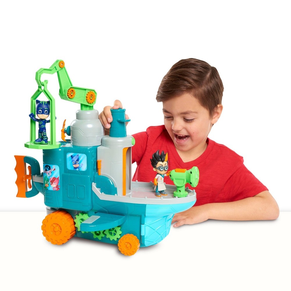 slide 9 of 10, PJ Masks Romeo's Flying Factory Playset, 1 ct