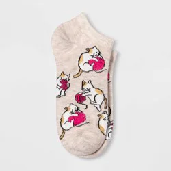 Women's Fuzzy Cats and Yarn Low Cut Socks - Oatmeal 4-10: Lightweight Knit, Tagless Design