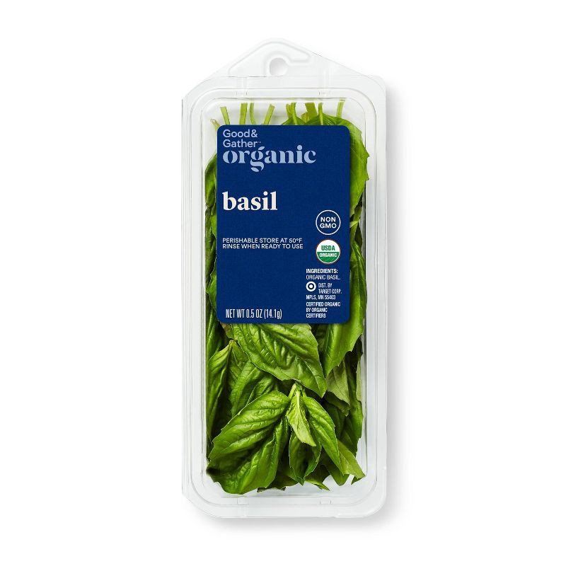 slide 1 of 4, Organic Basil - 0.5oz - Good & Gather™, 0.5 oz