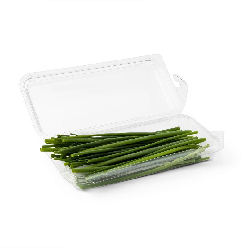 slide 3 of 4, Organic Chives - 0.5oz - Good & Gather™, 0.5 oz