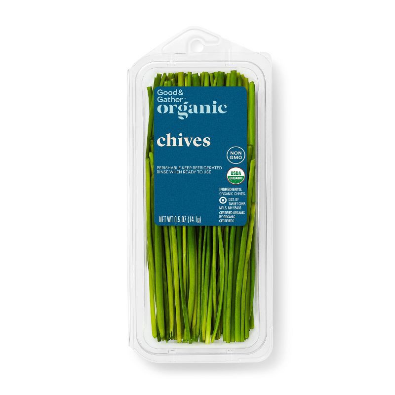 slide 1 of 4, Organic Chives - 0.5oz - Good & Gather™, 0.5 oz