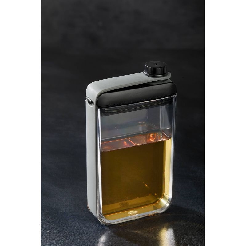 slide 4 of 10, Houdini Discreet Flask, 1 ct