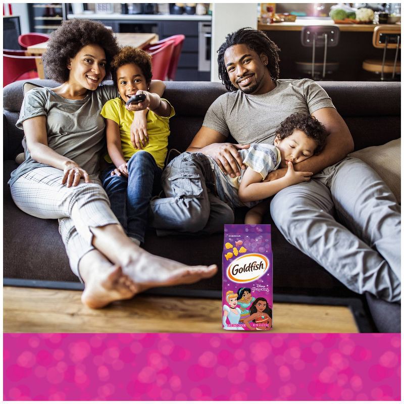 slide 4 of 13, Goldfish Disney Princess Cheddar Snack Crackers Bag - 6.6oz, 6.6 oz