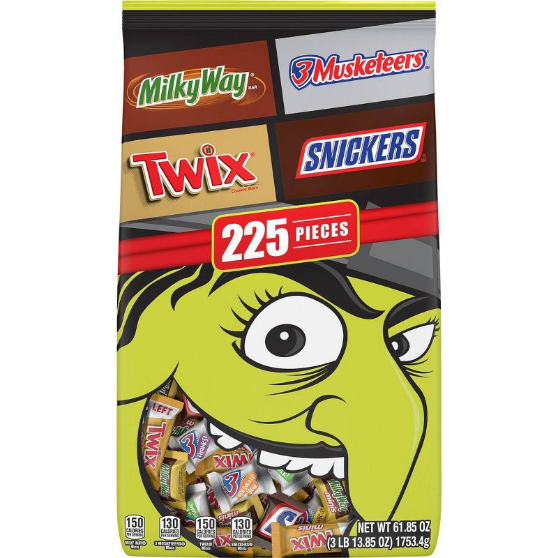 slide 1 of 1, 3 Musketeers, Snickers, Milky Way, & Twix, Halloween Candy Variety Pack - 61.85oz/225ct, 61.85 oz, 225 ct