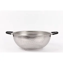 Cuisinart 5qt Hard Mesh Colander: Stainless Steel Strainer, Soft-Grip Handle, Dishwasher-Safe, Silver, 11.2" Width
