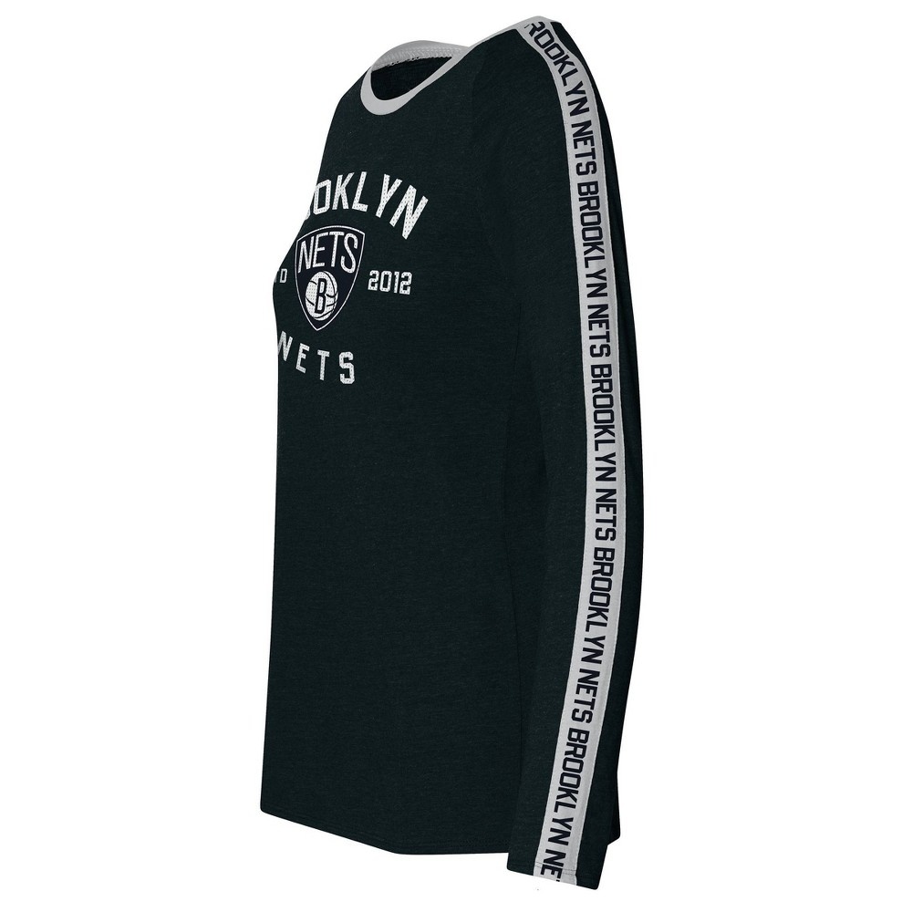 slide 2 of 3, NBA Brooklyn Nets Women&#39;s Team Shoulder Stripe Sweatshirt - XL, 1 ct