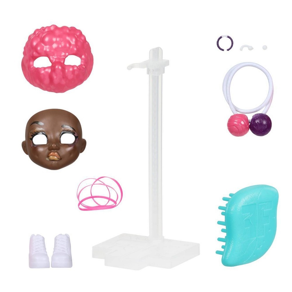 slide 4 of 13, Fail Fix FailFix Total Makeover Doll - Dance.Stylz, 1 ct