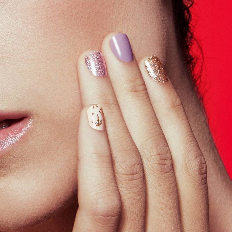 slide 3 of 5, Dashing Diva Gloss Palette Gel Nail Polish Strips - Lavender Dreams - 32ct, 32 ct