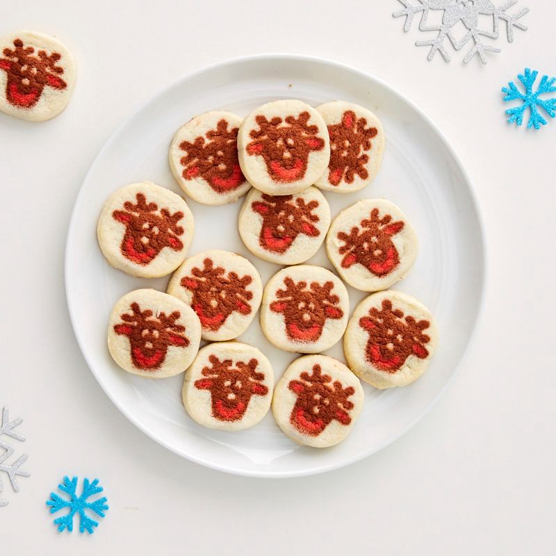 slide 3 of 8, Pillsbury Ready-to-Bake Reindeer Shape Sugar Cookie Dough - 9.1oz/20ct, 9.1 oz, 20 ct