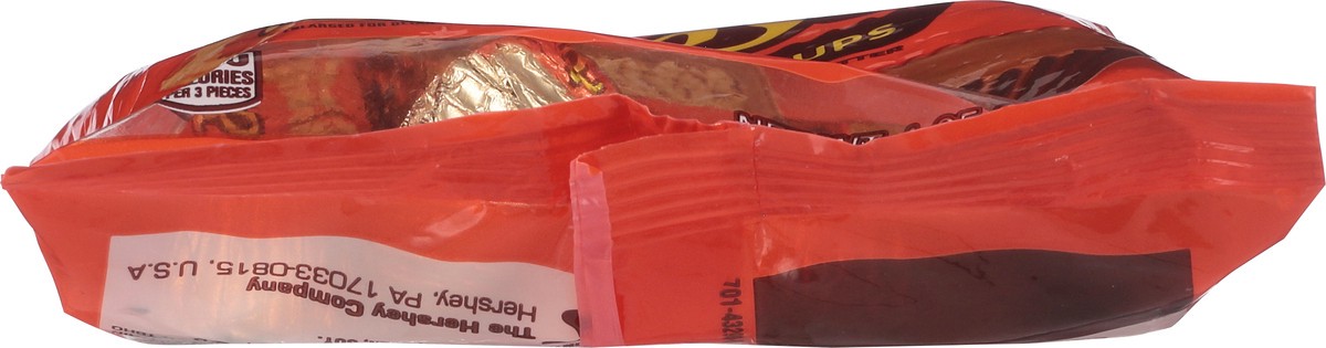 slide 4 of 9, Reese's Miniature Cups, 4.65 oz