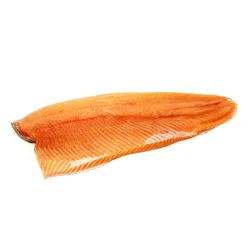 Cub Fresh Atlantic Salmon Fillets, 1 Pound