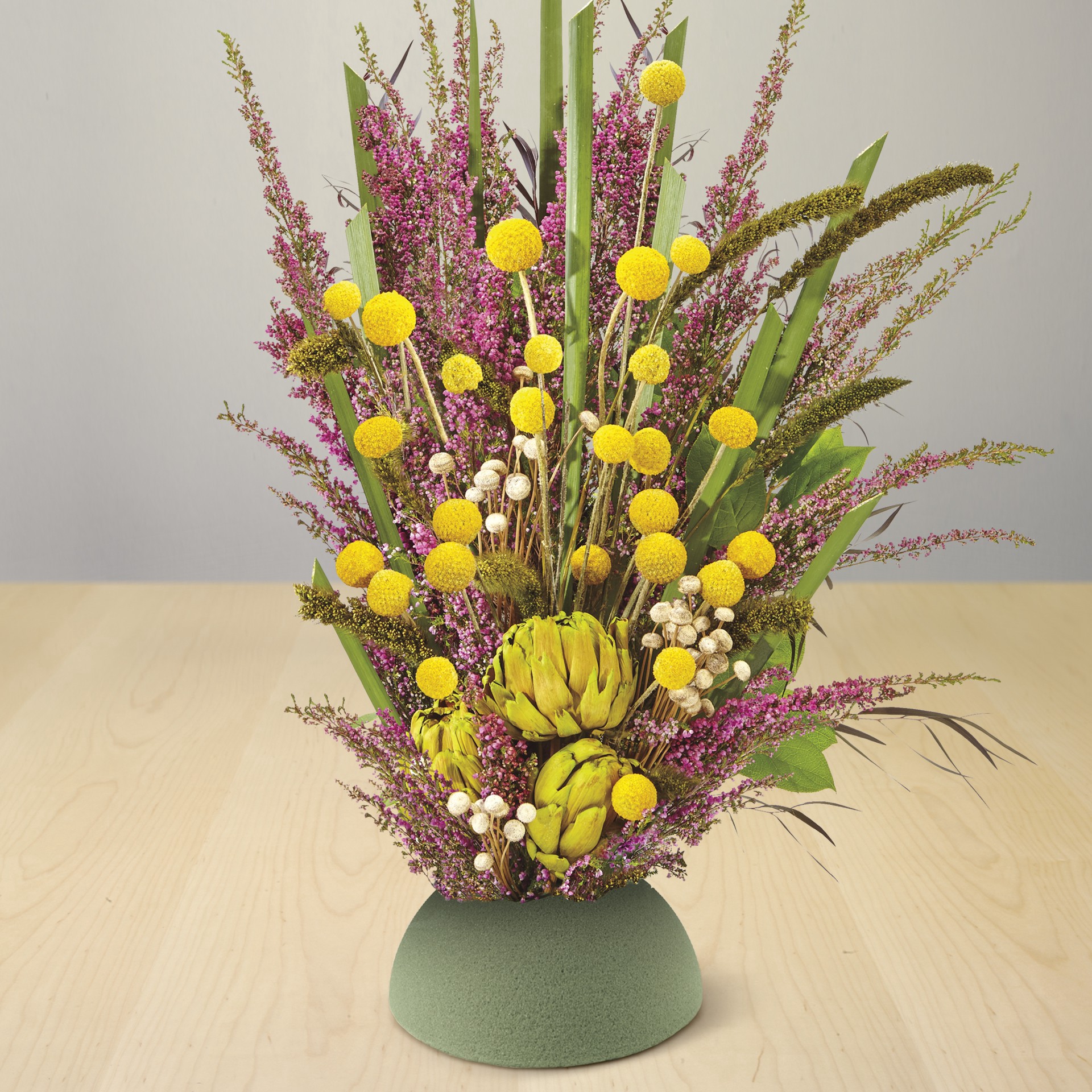 slide 6 of 8, Floracraft Dryfōm Ball Green, 3.8 in x 7.8 in