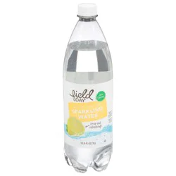 Field Day Lemon Flavored Sparkling Water - 33.8 fl oz
