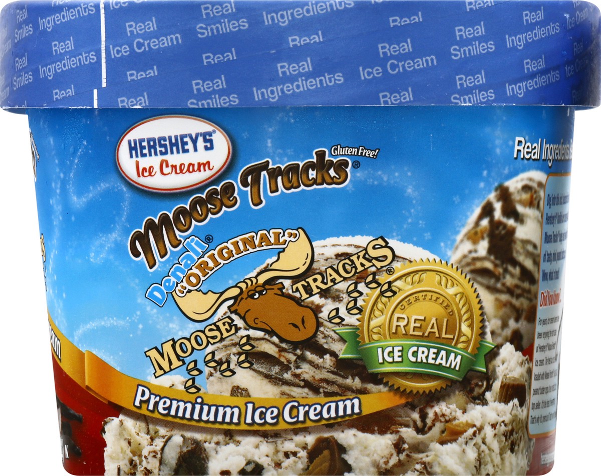 slide 4 of 13, Hershey's Ice Cream Premium Moose Tracks Ice Cream 1.5 qt, 1.5 qt