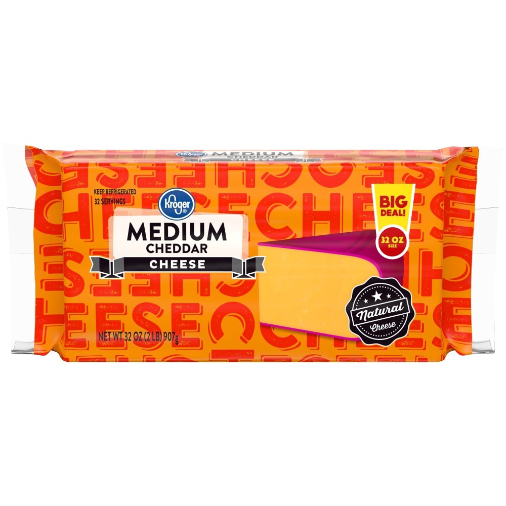 slide 1 of 1, Kroger Medium Cheddar Cheese Bar, 32 oz