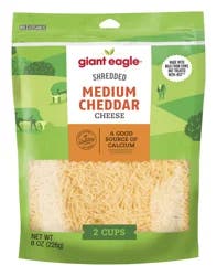 Giant Eagle Shredded Cheese, Medium Cheddar
