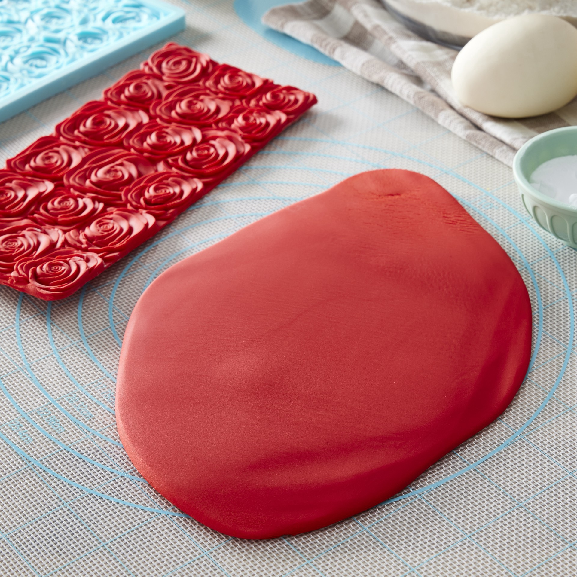 slide 6 of 6, Satin Ice Ready-To-Use Fondant, 4.4oz., 4.4 oz